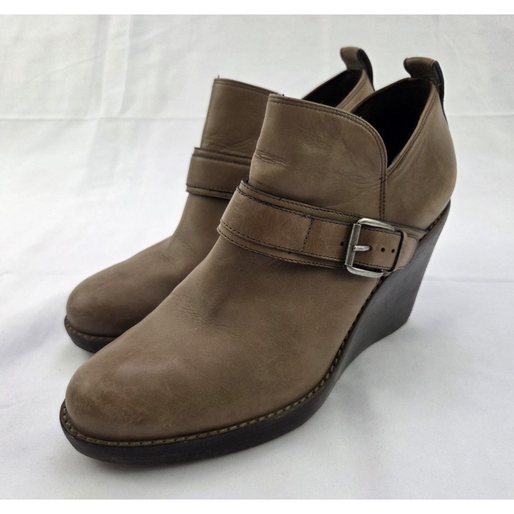Cole Haan Ankle Boots Womens 8 Brown Leather Wedge Heel Quiet Luxury Old Money